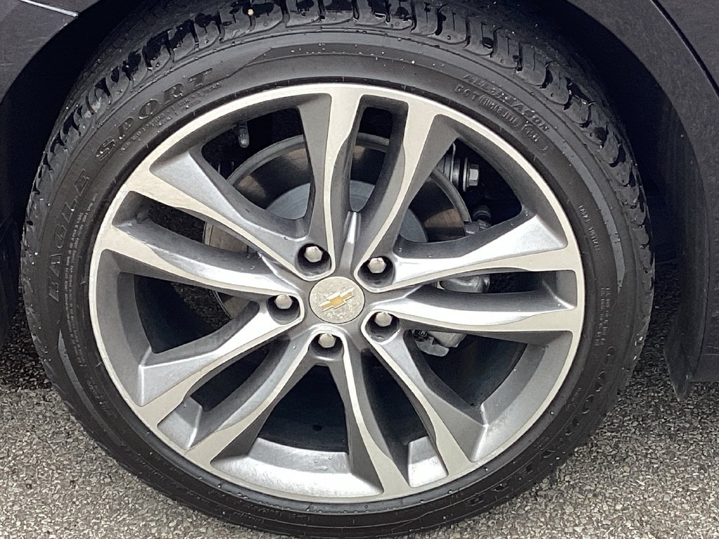 Used 2022 Chevrolet Malibu Premier FWD image 25