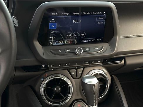 Used 2023 Chevrolet Camaro LT w/ Technology Package image 19