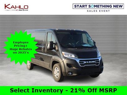 New 2025 RAM ProMaster 2500 w/ Quick Order Package 22G SLT