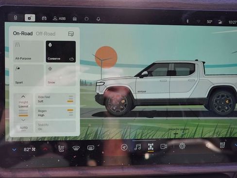 Used 2022 Rivian R1T Adventure image 26