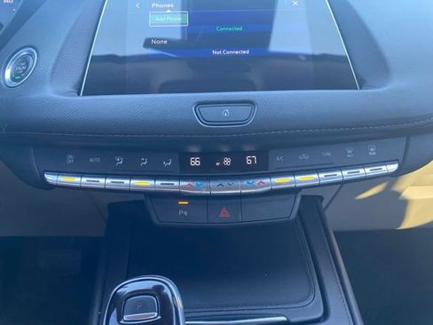 Used 2023 Cadillac XT4 Luxury FWD image 29