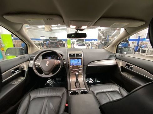 Used 2014 Lincoln MKX AWD w/ Equipment Group 101A image 27
