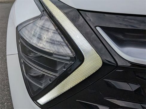 Used 2024 Kia Sportage SX image 10