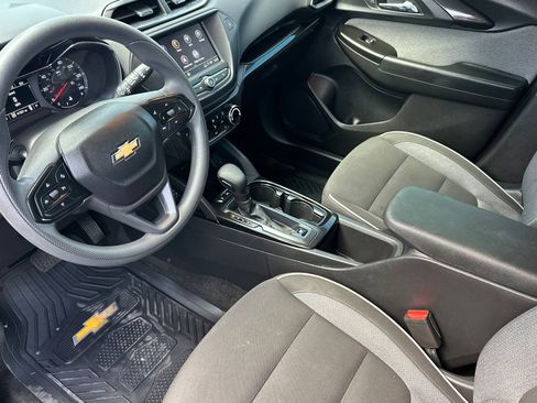 Used 2023 Chevrolet TrailBlazer LT AWD/4WD image 9