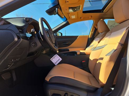 New 2025 Lexus ES 350 350 image 16