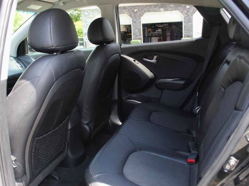 Used 2013 Hyundai Tucson GLS AWD/4WD image 23