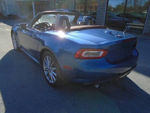 Used 2019 FIAT 124 Spider Lusso RWD image 7