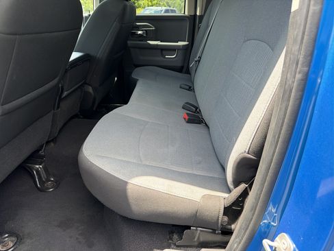 Used 2024 RAM 1500 Classic SLT AWD/4WD image 20