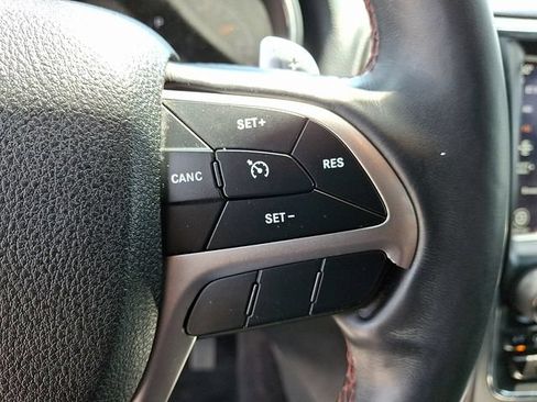 Used 2018 Jeep Grand Cherokee Trailhawk AWD/4WD image 23
