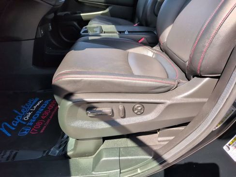 Used 2024 Honda Odyssey Sport image 18
