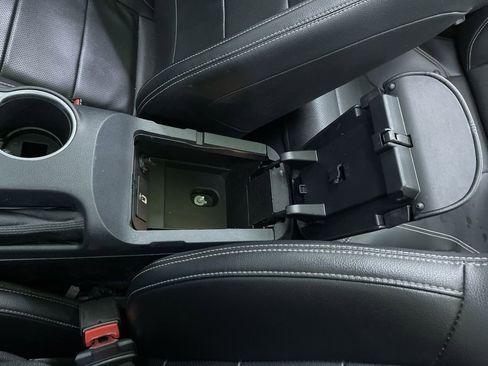 Used 2022 Ford Mustang Premium image 24