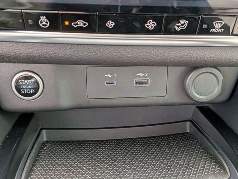 Certified 2023 Nissan Rogue SV w/ SV Premium B Package FWD image 34