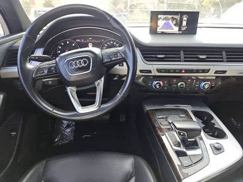 Used 2018 Audi Q7 2.0T Premium AWD/4WD image 40
