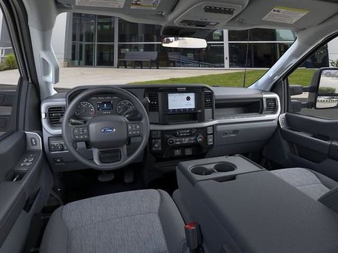 New 2026 Ford F250 XL AWD/4WD image 9