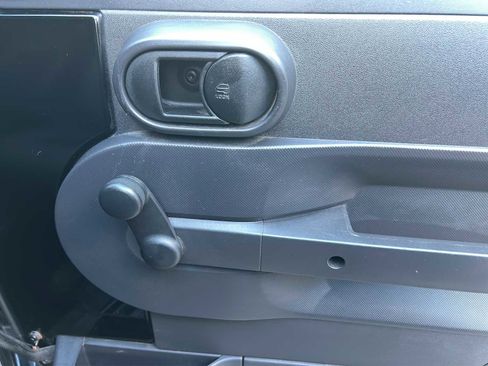 Used 2009 Jeep Wrangler X image 17