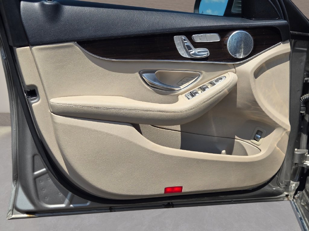 Used 2020 Mercedes-Benz C 300 Sedan image 20