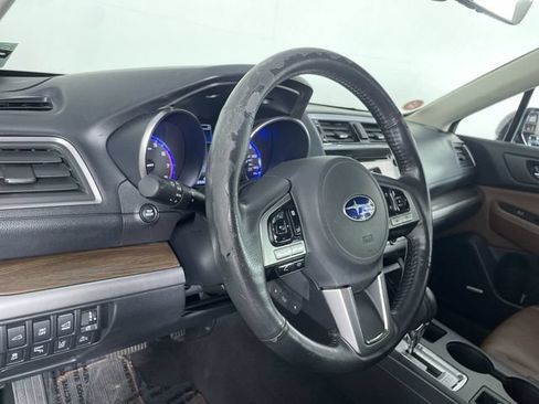 Used 2017 Subaru Outback 2.5i Touring w/ Popular Package #5A AWD/4WD image 26