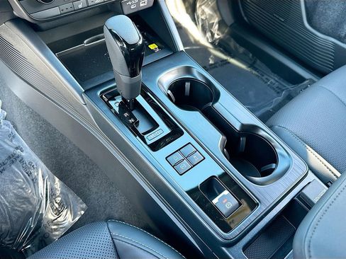 New 2026 Subaru Outback Limited image 17