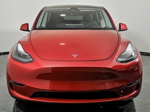 Used 2023 Tesla Model Y Long Range AWD/4WD image 4