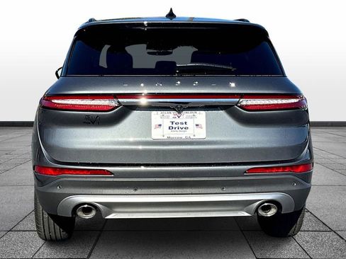 New 2026 Lincoln Corsair Premiere image 4