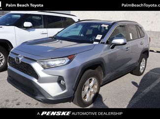 Used 2021 Toyota RAV4 XLE w/ Convenience Package video 1