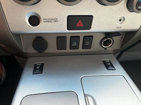 Used 2006 Nissan Armada LE w/ (U06) Technology Pkg (LE) image 59