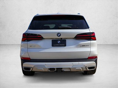 Used 2026 BMW X5 xDrive50e w/ Climate Comfort Package AWD/4WD image 6