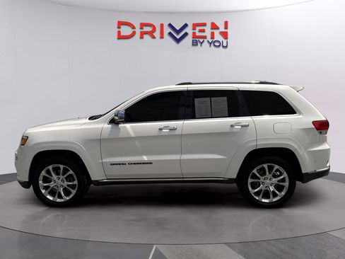 Used 2021 Jeep Grand Cherokee Summit AWD/4WD image 2