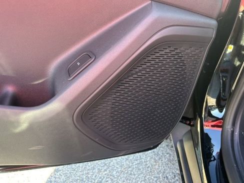 New 2026 Chevrolet Traverse LT image 14