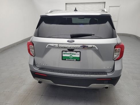Used 2021 Ford Explorer Limited w/ Equipment Group 301A AWD/4WD image 7
