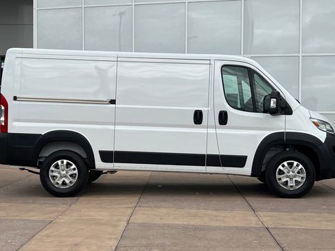 Used 2024 RAM ProMaster 1500 w/ Quick Order Package 22G SLT image 3