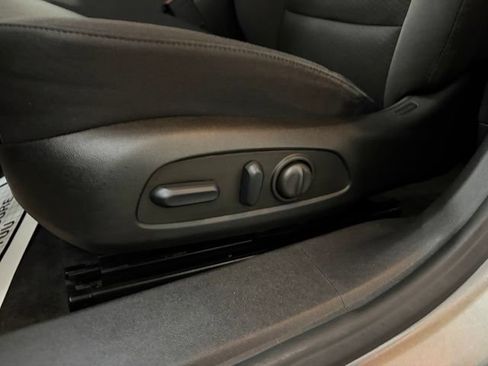 Used 2023 Chevrolet Malibu LT FWD image 28