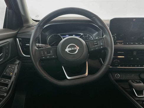 Used 2023 Nissan Rogue SL w/ SL Premium Package FWD image 18