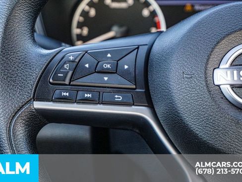 Used 2025 Nissan Altima 2.5 SV FWD image 29