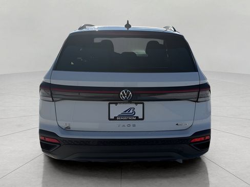 New 2025 Volkswagen Taos SE image 6