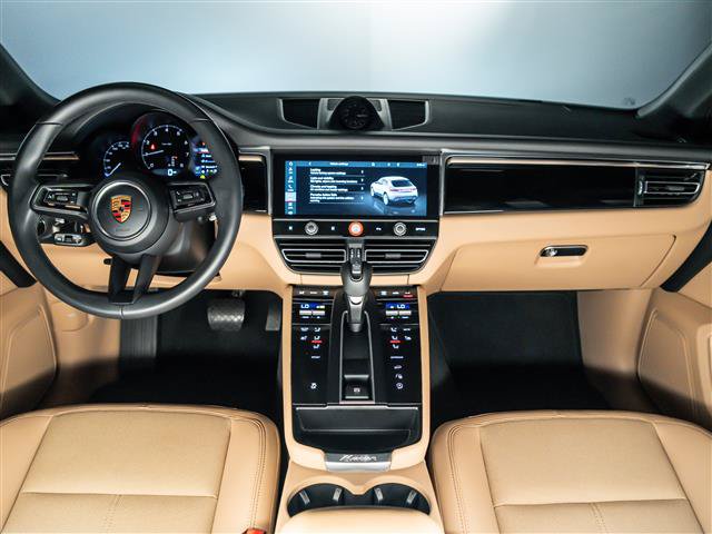 Used 2026 Porsche Macan AWD/4WD image 18