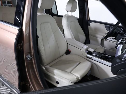 Used 2023 Mercedes-Benz EQB 300 4MATIC image 51