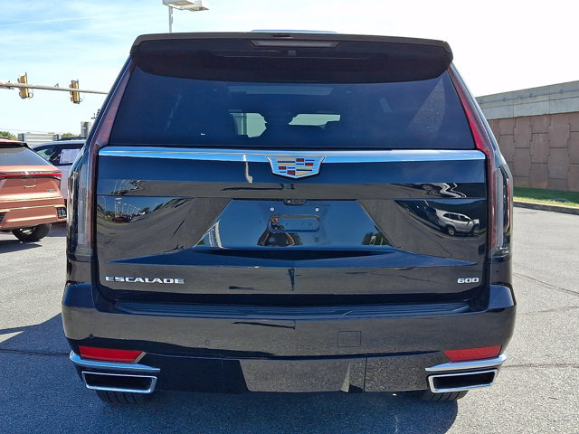 Used 2023 Cadillac Escalade Premium Luxury AWD/4WD image 5