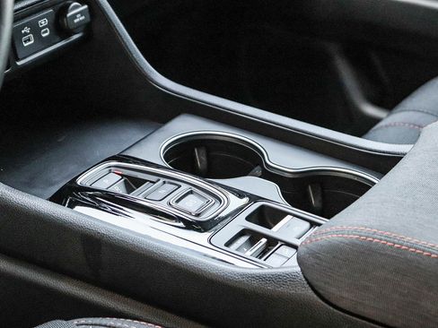 Certified 2025 Honda Pilot Sport image 24