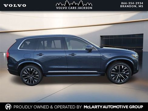 New 2026 Volvo XC90 B6 Ultra w/ Protection Package image 3