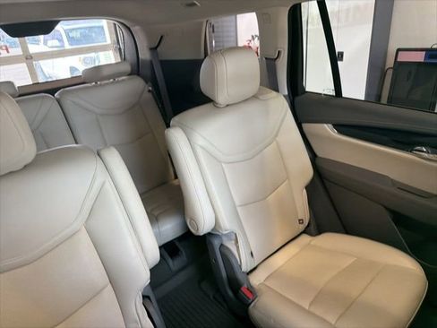 Used 2024 Cadillac XT6 Premium Luxury w/ LPO, Floor Liner Package AWD/4WD image 46