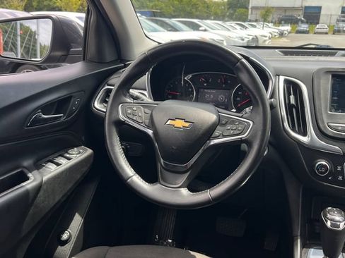 Used 2019 Chevrolet Equinox LT FWD image 17
