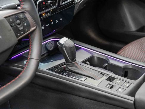 Used 2026 Nissan Sentra SR w/ Floor Mat Package FWD image 23