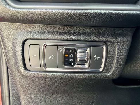 Used 2022 Lincoln Corsair Reserve w/ Equipment Group 201A AWD/4WD image 30