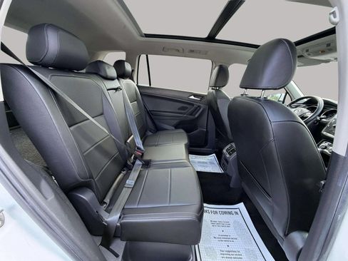 Used 2018 Volkswagen Tiguan SE AWD/4WD image 20
