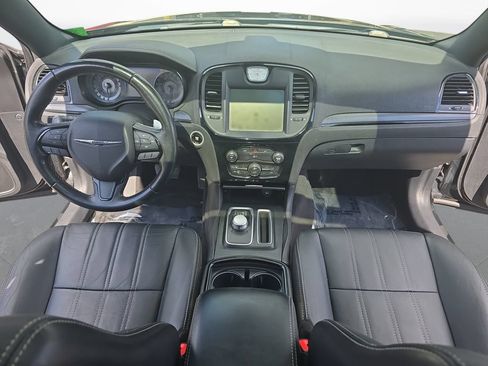 Used 2015 Chrysler 300 S AWD/4WD image 9