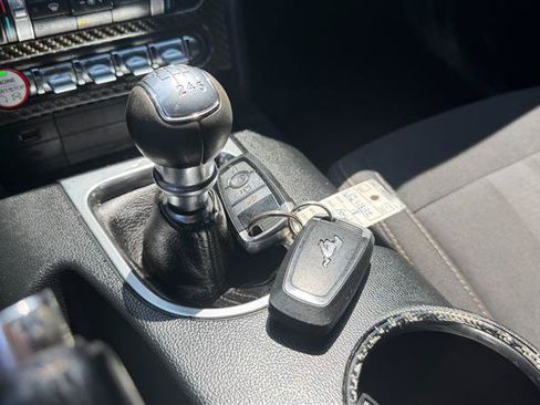 Used 2018 Ford Mustang GT RWD image 29