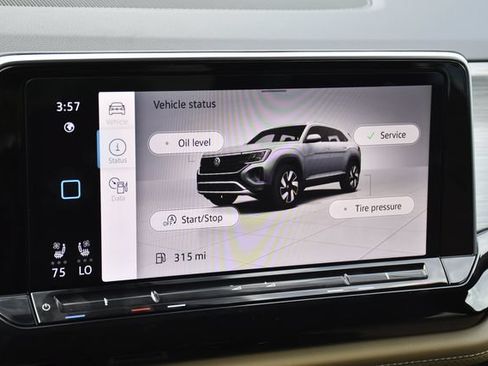 Used 2026 Volkswagen Atlas Cross Sport SE FWD image 15