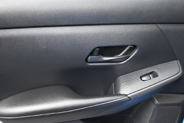 Used 2025 Nissan Sentra SV w/ All-Weather Package FWD image 9