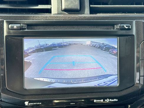 Used 2019 Toyota 4Runner TRD Off-Road Premium AWD/4WD image 16